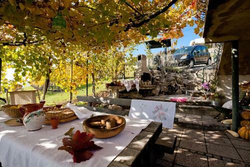 Vineyard Cottage Lustek