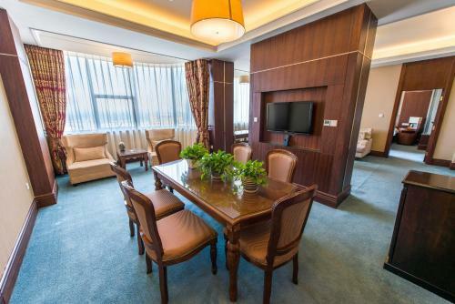 Jinghai Hotel
