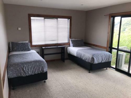 Hillside Hotel