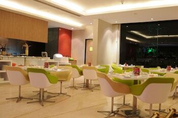 E Hotel