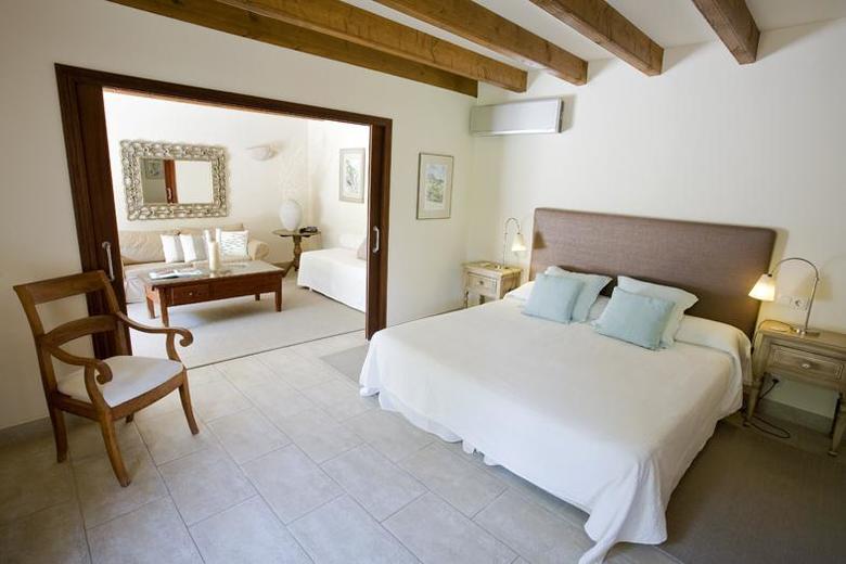 Hotel Can Quatre