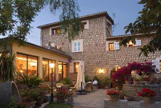 Hotel Can Quatre