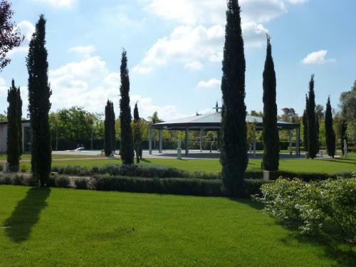 Casale Delle Ronde B&B
