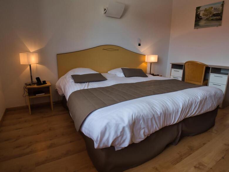 Hotel Le Champ Des Lys