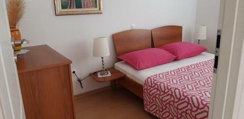 Hostal Dobrila Guesthouse