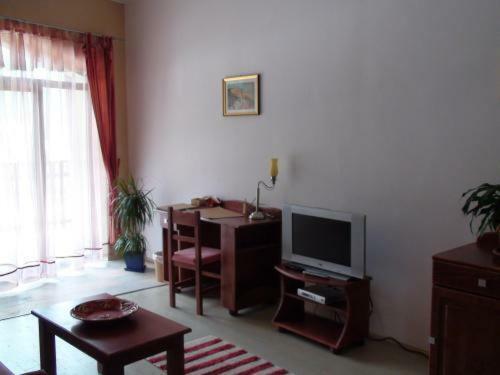 Hostal Ezio House