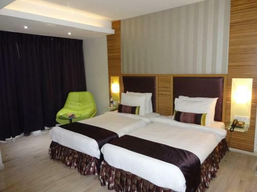 The Purple Leaf Hotels