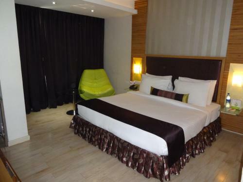 The Purple Leaf Hotels