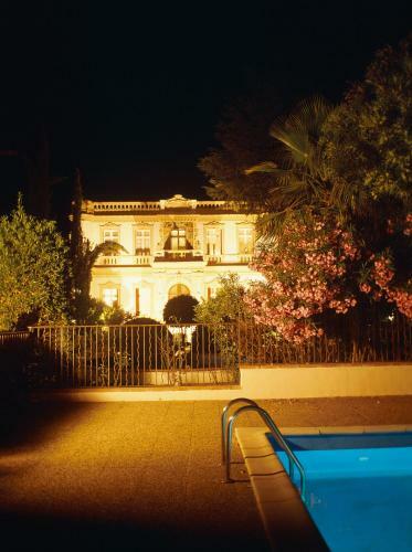 Hotel Le Roussillon
