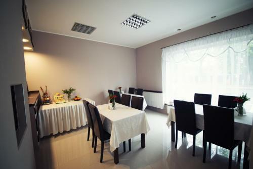 Hostal Makara