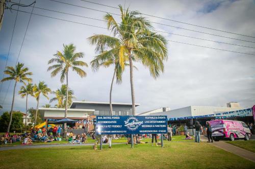 Seabreeze Resort Hotel