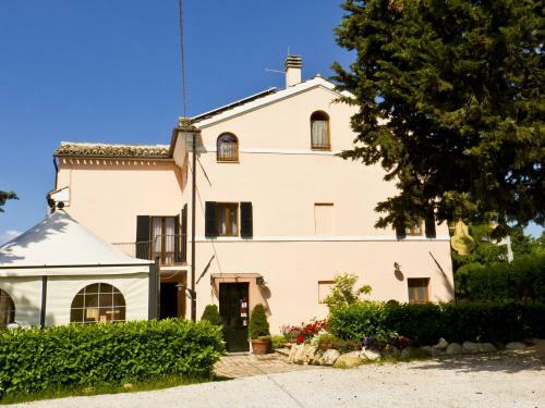 Hostal B&B Montechiaro