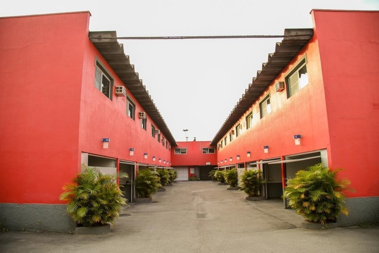 Motel Mambo - Adults Only
