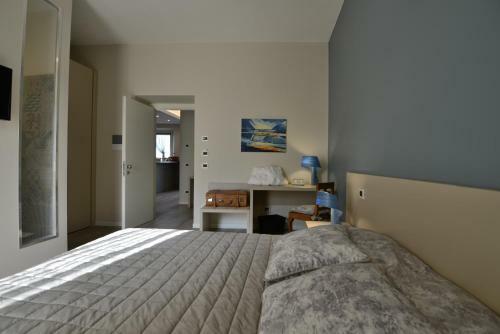 Daman Rooms & Breakfast