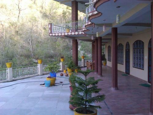 Hotel Rishikesh Sadan A Yoga & Spritual Retreat