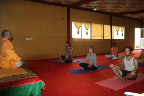 Hotel Rishikesh Sadan A Yoga & Spritual Retreat
