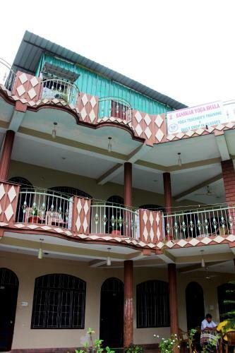 Hotel Rishikesh Sadan A Yoga & Spritual Retreat