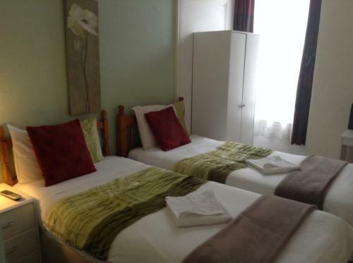 Hostal Citadel House Hotel