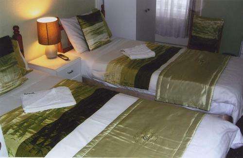 Hostal Citadel House Hotel