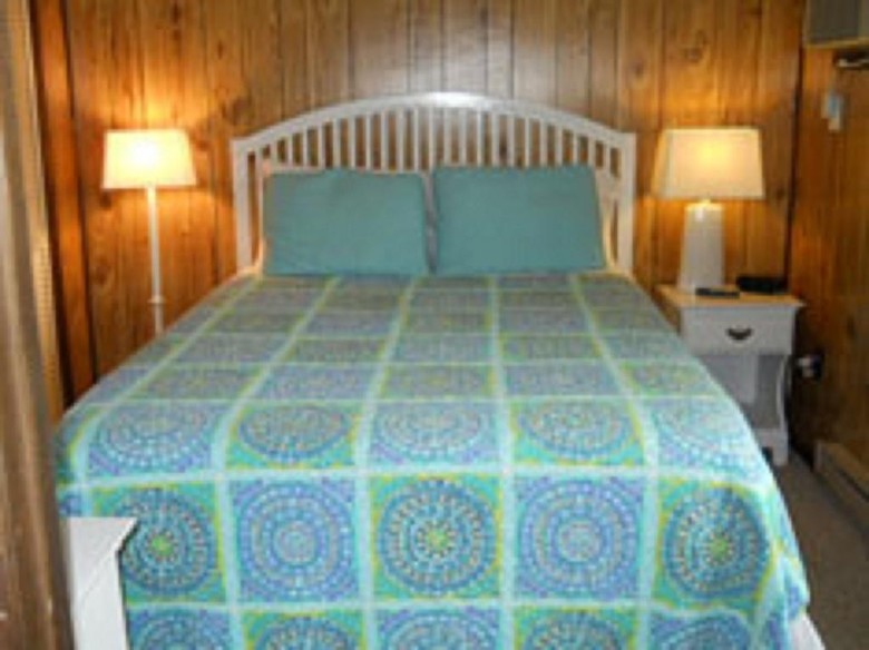 Driftwood Efficiency Motel