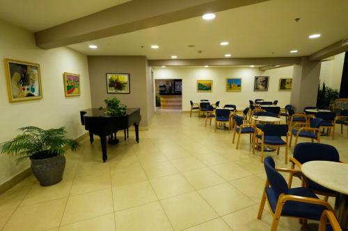 Ritz Hotel