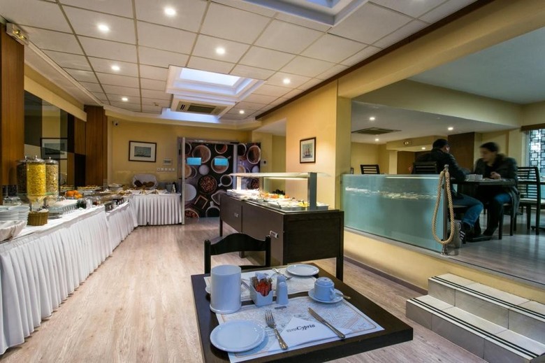 Hotel Athens Cypria