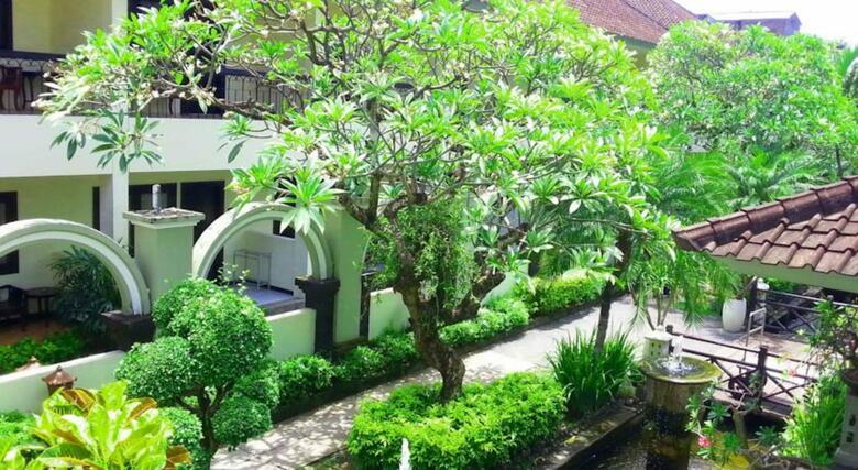 Hotel Legian Paradiso