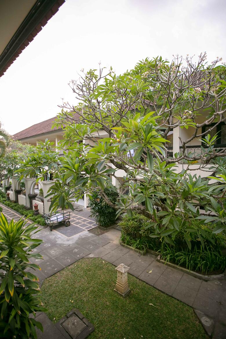 Hotel Legian Paradiso