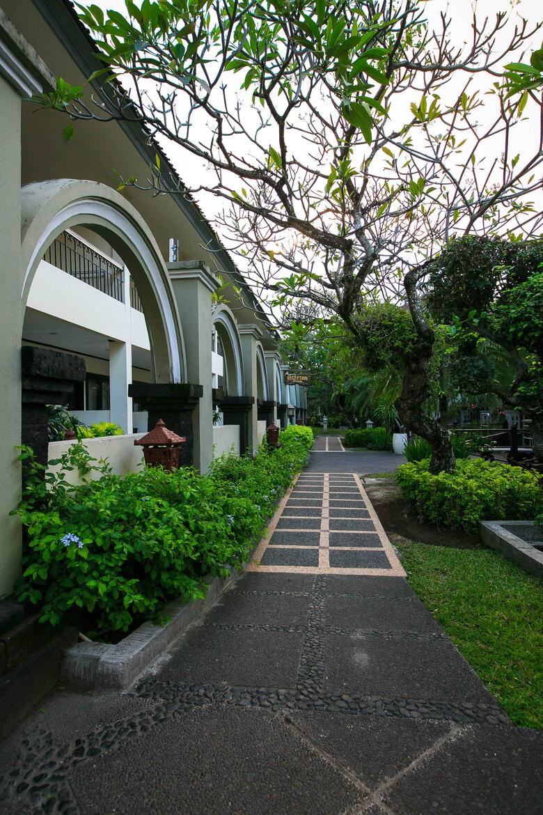 Hotel Legian Paradiso