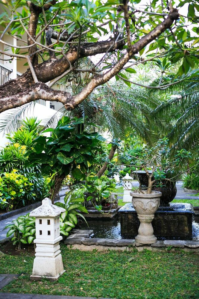Hotel Legian Paradiso