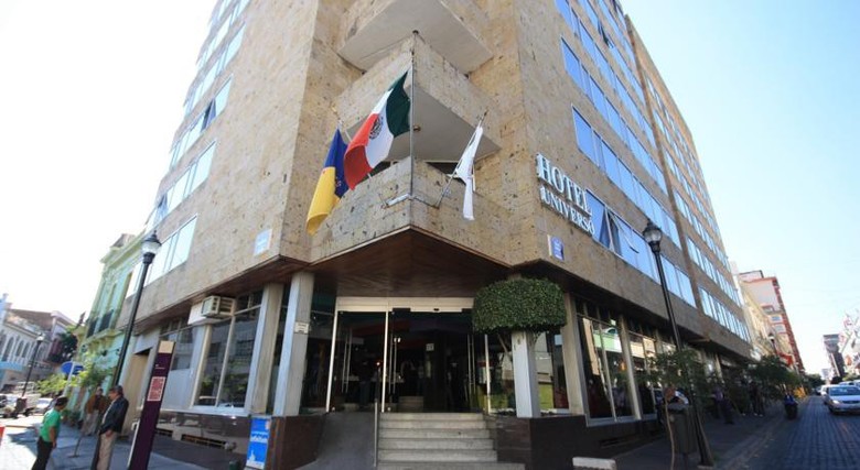 Hotel Universo