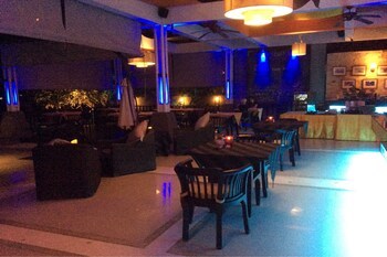 Hotel Samaya Bura