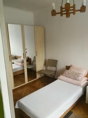 Hostel Tolek