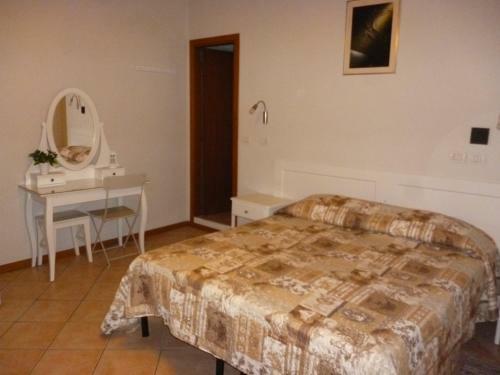Hostal Eurotravel Bed And Car