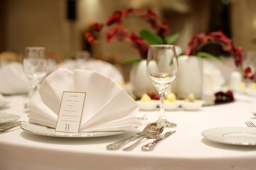 Al Rawasi Hotel Suites