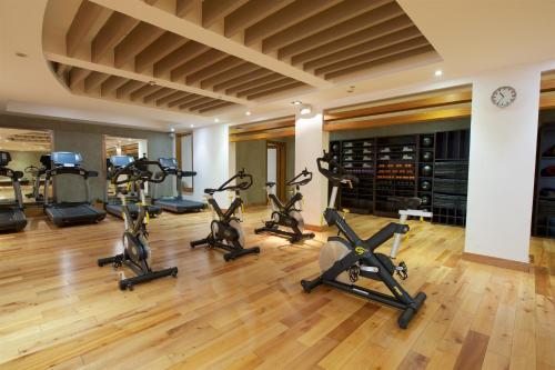 Al Rawasi Hotel Suites