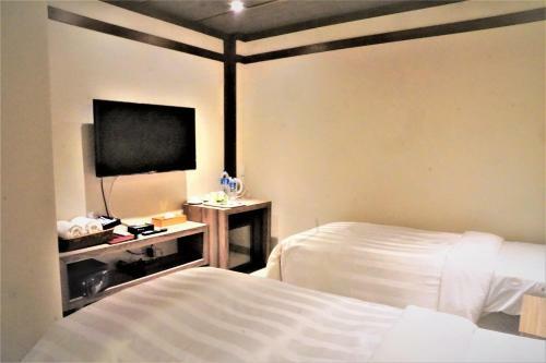 Dahshin Hotel