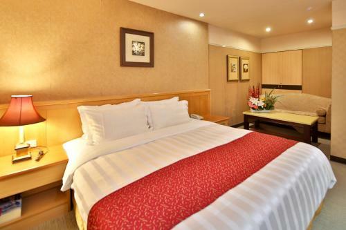 Dahshin Hotel
