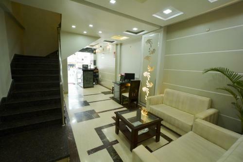 Hotel Central Residency