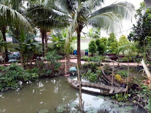 Hotel Thanh Dat Resort