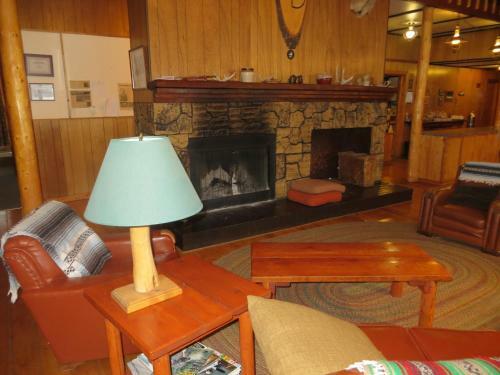 Hotel Black Cat Guest Ranch