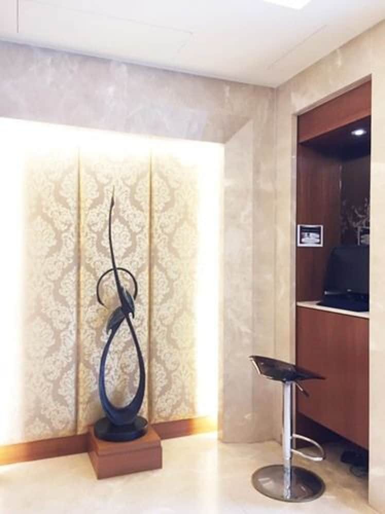 Li Yuan Hotel