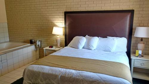 Hotel The Executive Inn
