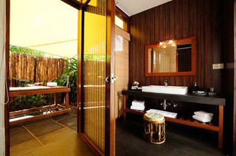 Hotel Teso Waterfront