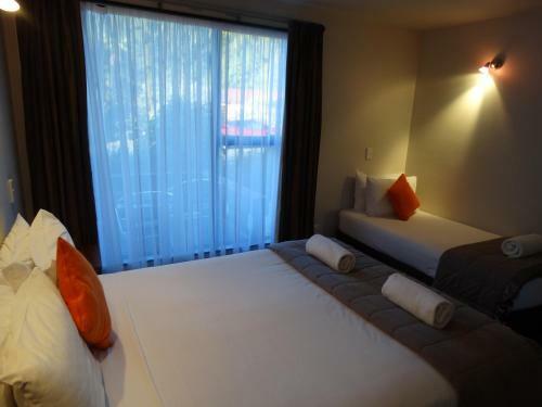 Alpine Glacier Motel