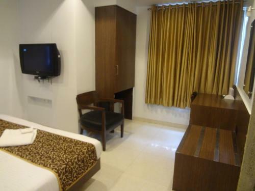 Hotel Adi