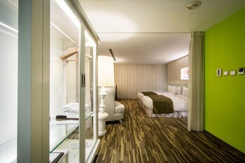 Mai Hotel