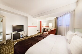 Mai Hotel