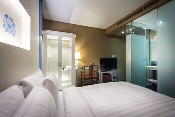 Mai Hotel