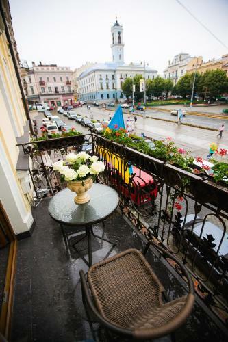 Allureinn Hotel And Restaurant Complex